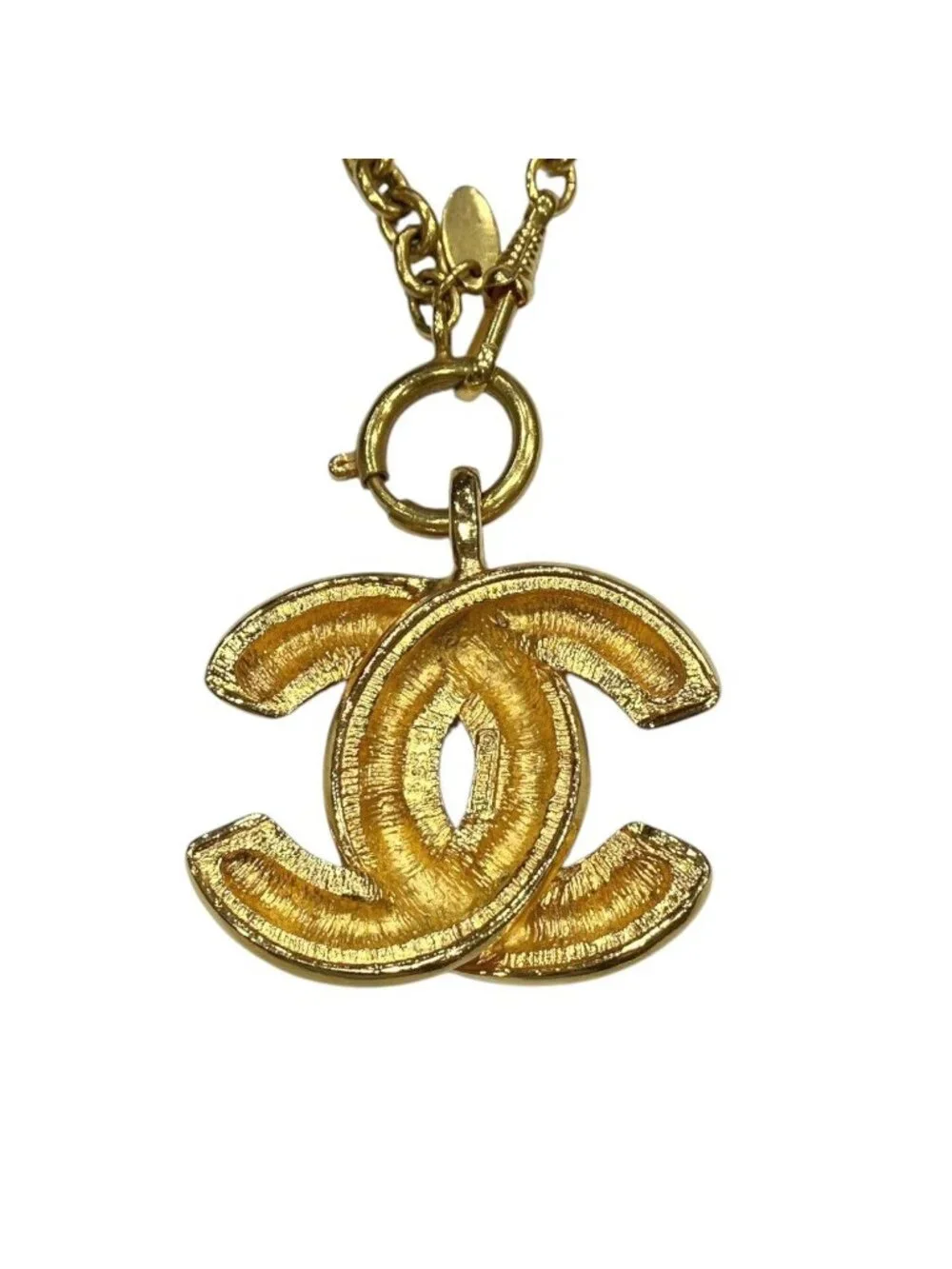 Chanel Quilted Necklace a Creasing Sally 72
